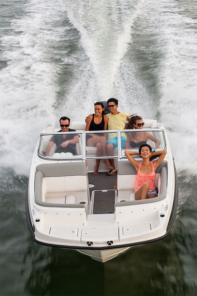 Nationwide Boat Shipping can ship your deck boat!