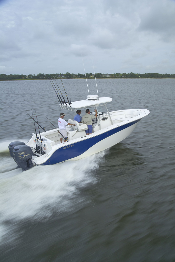 Nationwide Boat Shipping can ship your walk around boat!